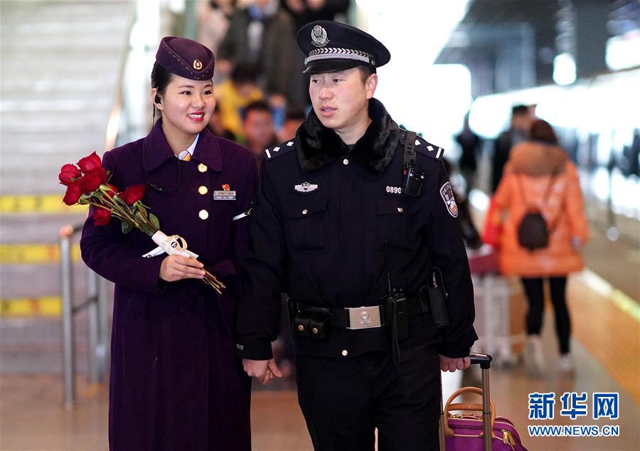 神开股.份换手率53.44%，3机构现身龙虎榜