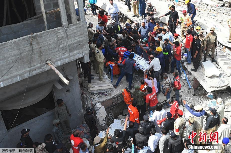 本周;，美联储利率决议来袭！港股科技继续抢跑，阿里巴巴再涨3%，港股互联网ETF（513770）逼近前高