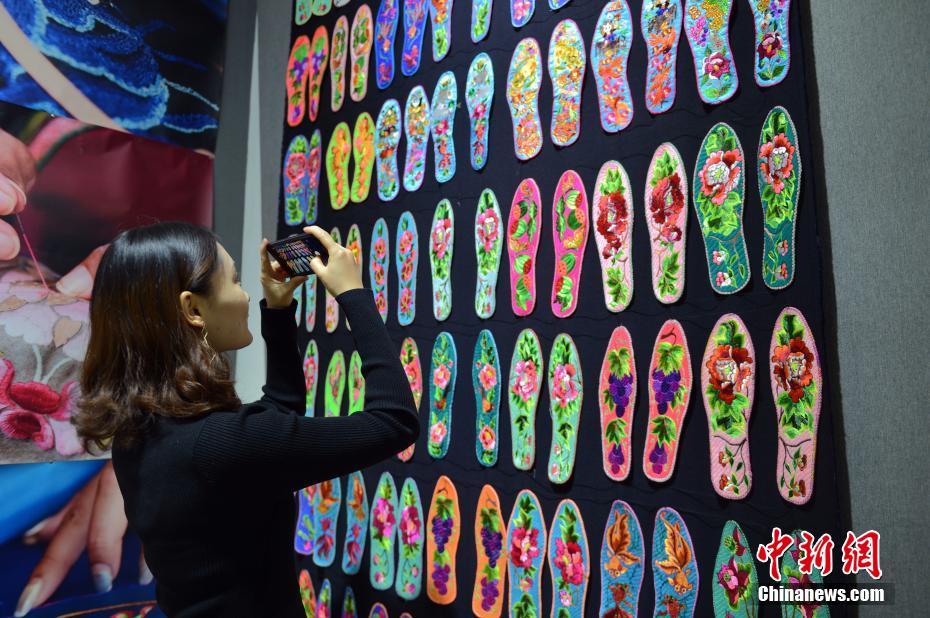 V!ITASOY, INT‘L8月1日斥资1689.01万港元回购184.4万股