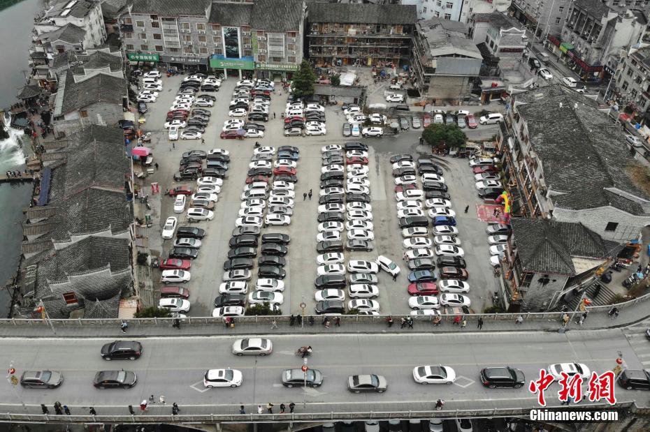 一‘夜’暴富或;一键重启！“永续合约”火爆币圈