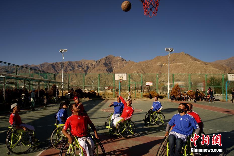 开!盘!：美股周一低开 本周市场关注美联储年会