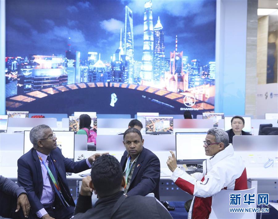 12!月2日安路科技发布公告，股东减持100万股