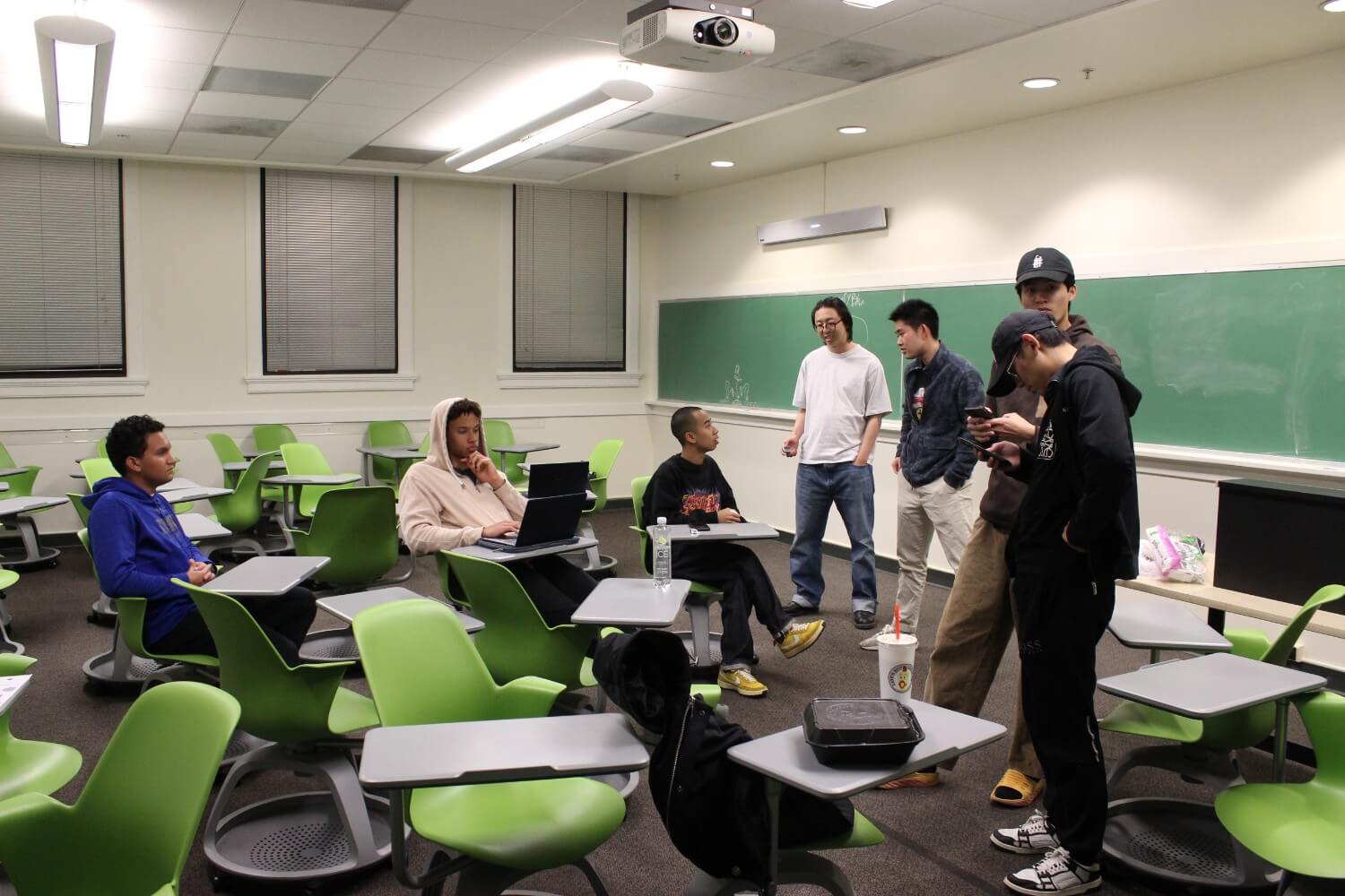 华恒‘生’物·生物基聚酯纺织产业联盟发布创新成果