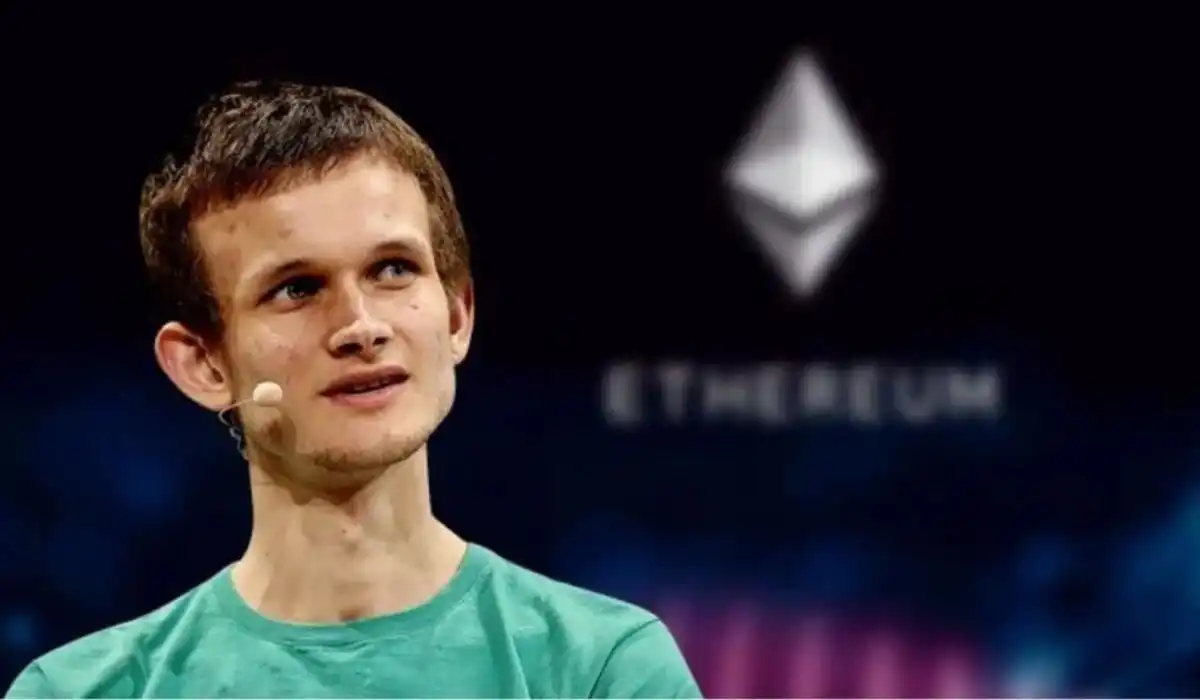 新华保?险前10月保费同比增长17%